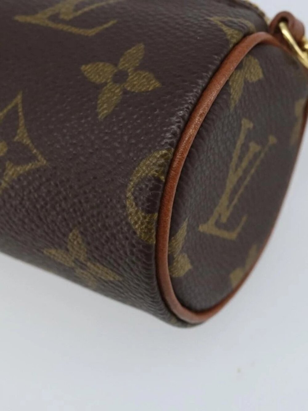 LOUIS VUITTON Monogram Papillon Pouch LV Auth 171476V - Picture 5 of 16
